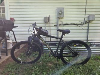 Ozark Trail Vive 27.5" Mountain Bike