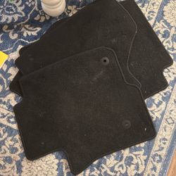 2021 Chevy Suburban Mats - Black 