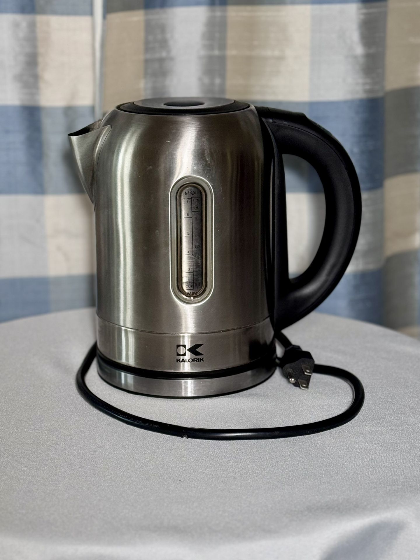 Kalorik 1.7 L digital/ cordless Kettle