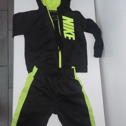 Nike 18months