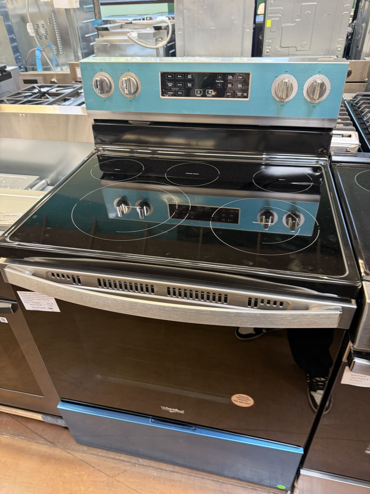 Whirlpool 30” electric range