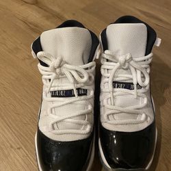 Jordan 11 Concord 6y