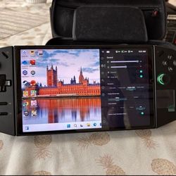 Lenovo       Legion    Go 8.8"