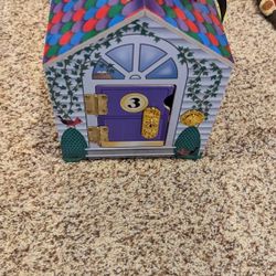 Melissa And Doug Dollhouse