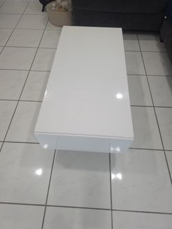 Living room table $50