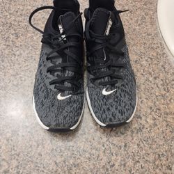 Adidas Women 7.5