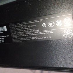 Dell UltraSharp U2715H 27" 2560 x 1440 LED-Lit Monitor