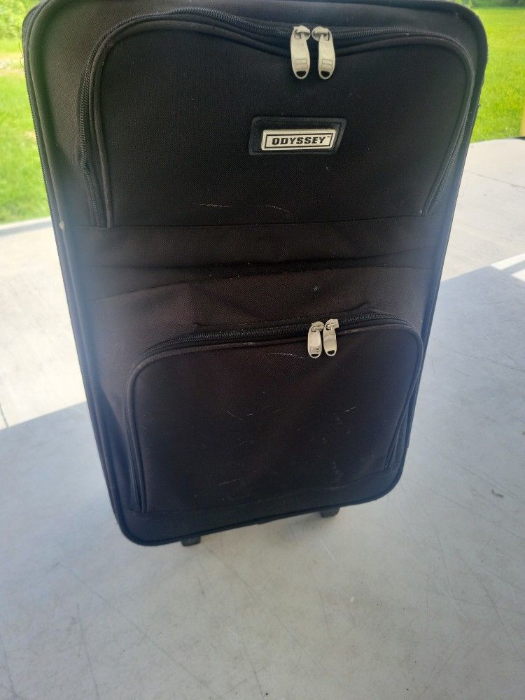 Suitcase 2 Foot Tall 5.00