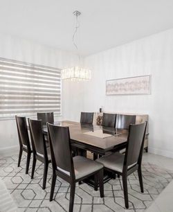 Z gallerie dinning table