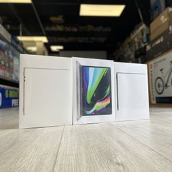 MacBook Pro 13 inch M2 Chip & MacBook Air M2 Chip Available (Latest Model)