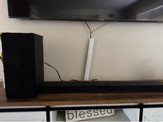 Lg Sound bar plus woofer