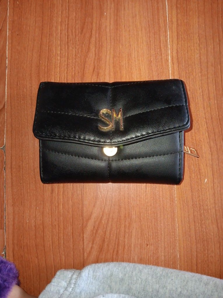 Steve Madden Small Tri Fold Wallet