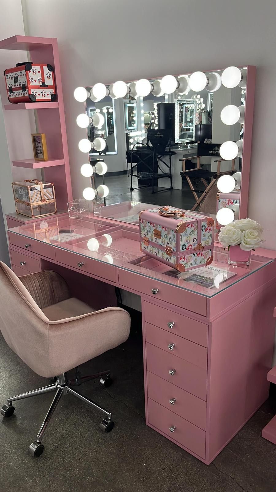 SlayStation® Naomi Vanity Table + Vanity Mirror + 4 Drawer Units Bundle$10 Down Payment Financing And Delivery