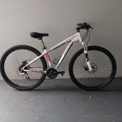 BICYCLE SPECIALIZED 27 SPEED EXCELLENT CONDITIONS 