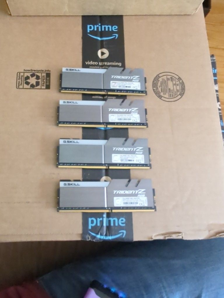 G.skill DDR4 32gb Memory
