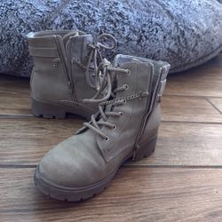 Youth Girls Boots