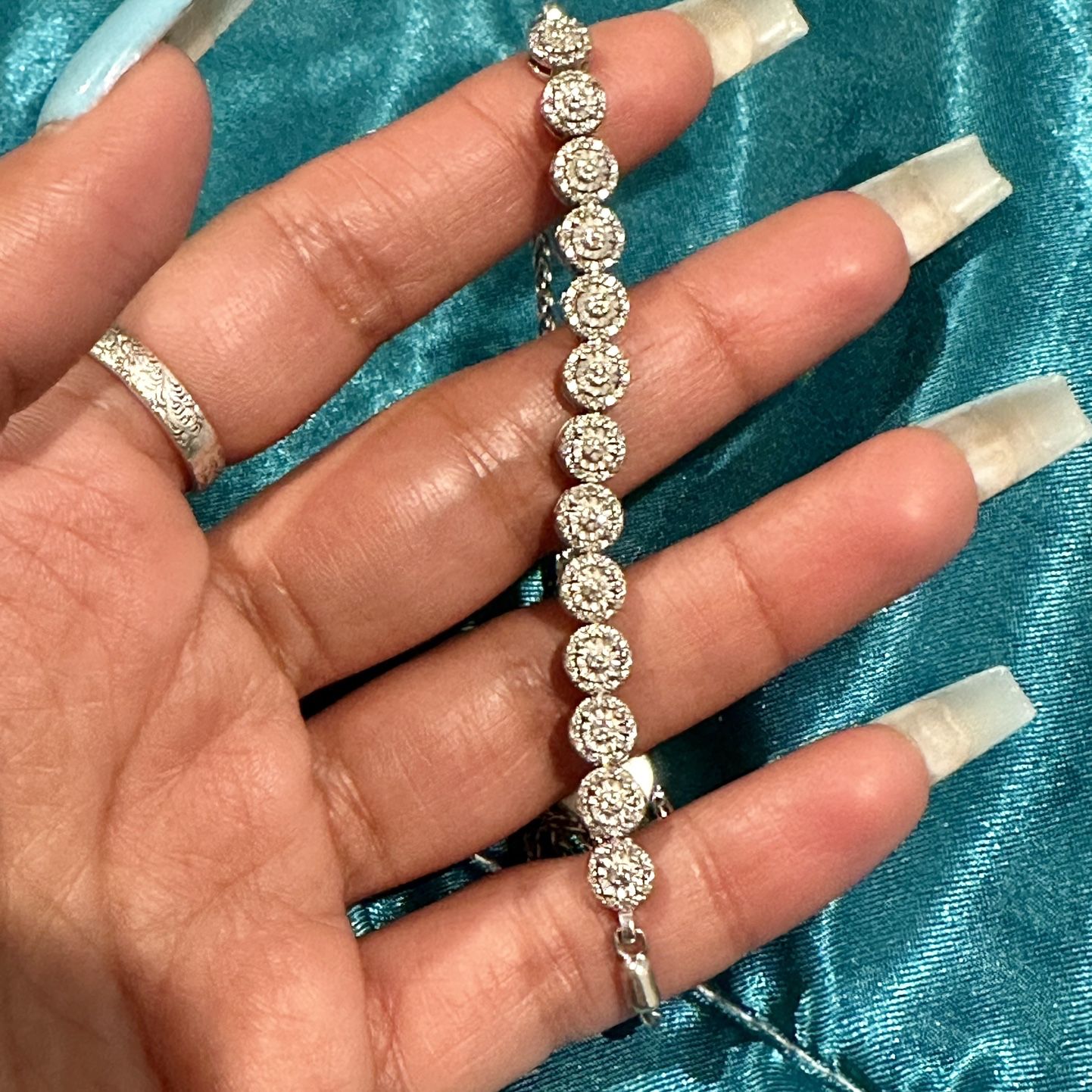 Luxurious Diamond Tennis Bracelet