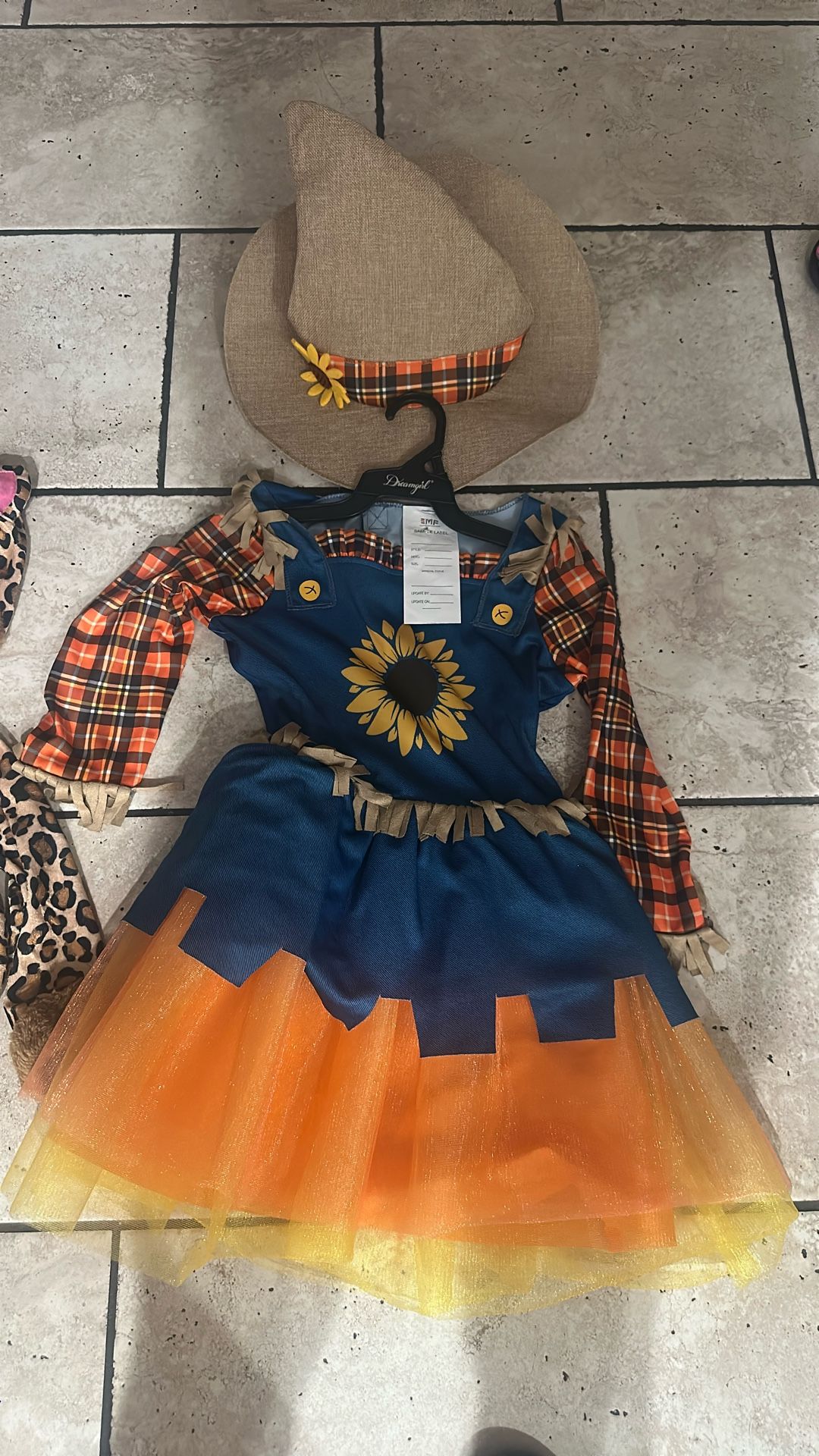 Costume