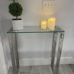 Modern Glass End Table 