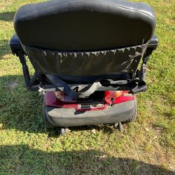 Maxima 4 wheel scooter