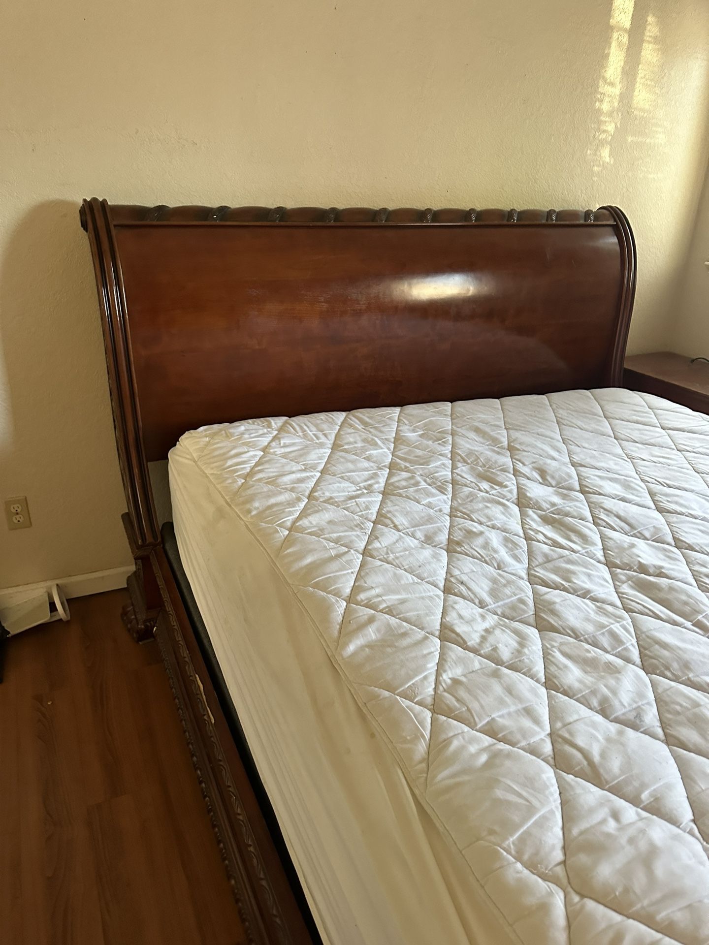 CAL KING BED