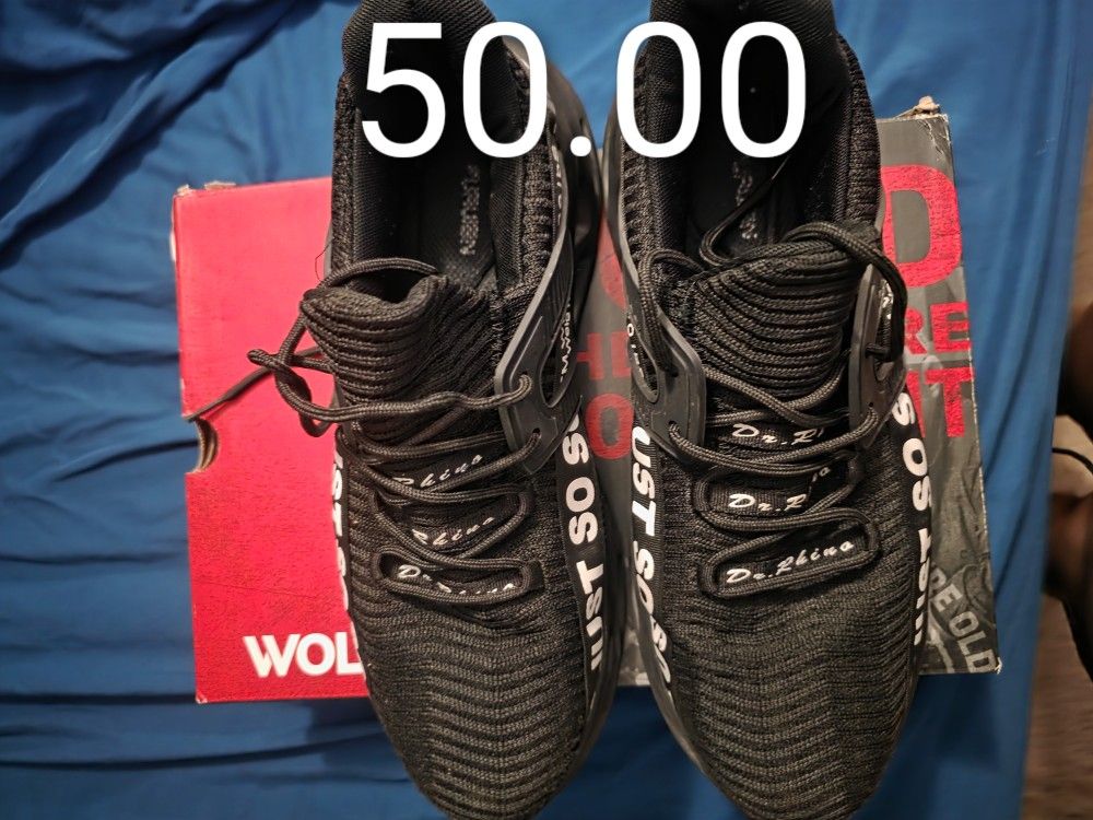 Men Steel Toes  Size 11 And 11.5