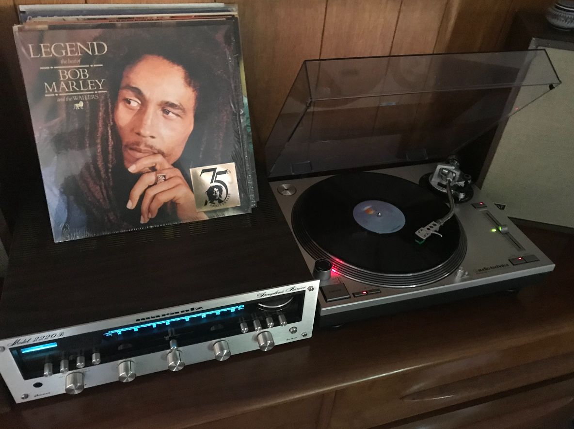 Marantz 2220B & Record Player
