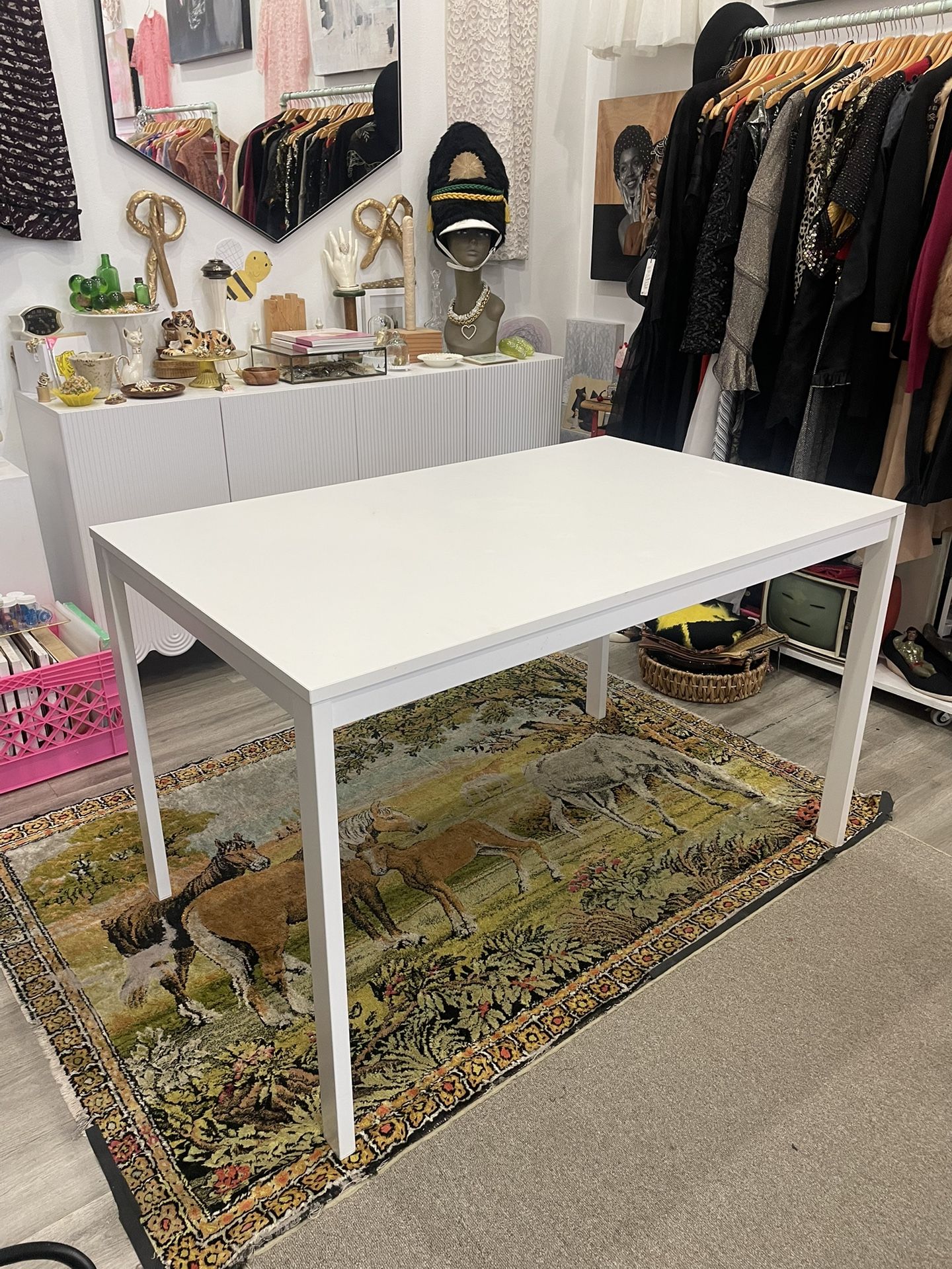 IKEA Modern Extendable Table / Dining Table / Work Table / Desk