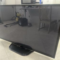 LG 60 Inch TV 