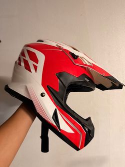 Youth Motocross / Dirt Bike Helmet – Size L – $45