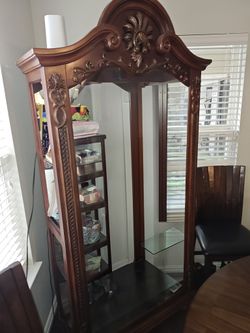 Display Cabinet