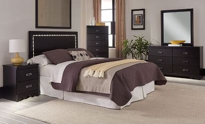 New Bedroom Suite with Headboard, Dresser, Mirror