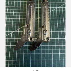 Whirlpool Oven Door Hinge Set W10825778 W10639069 W10419876 ?