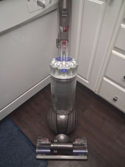 Dyson  ball animalpro vacuum works  great