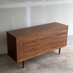 Vintage Mid Century Dresser