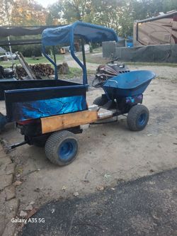 Gas powerd wheel barrow