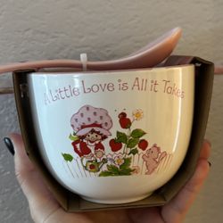 New In Package Strawberry Shortcake Ramen Noodle Bowl 