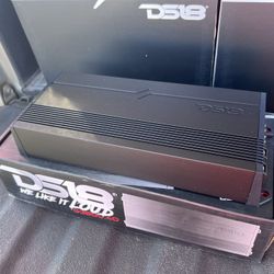 GEN-X Full-Range Class D 4-Channel Amplifier 4 x 300 Watts Rms @ 4-ohm