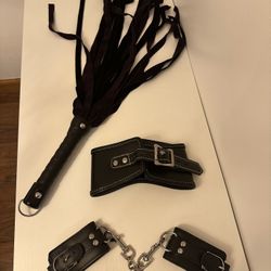 Premium Black Leather BDSM Set – Whip, Neck Collar & Hand Restraints