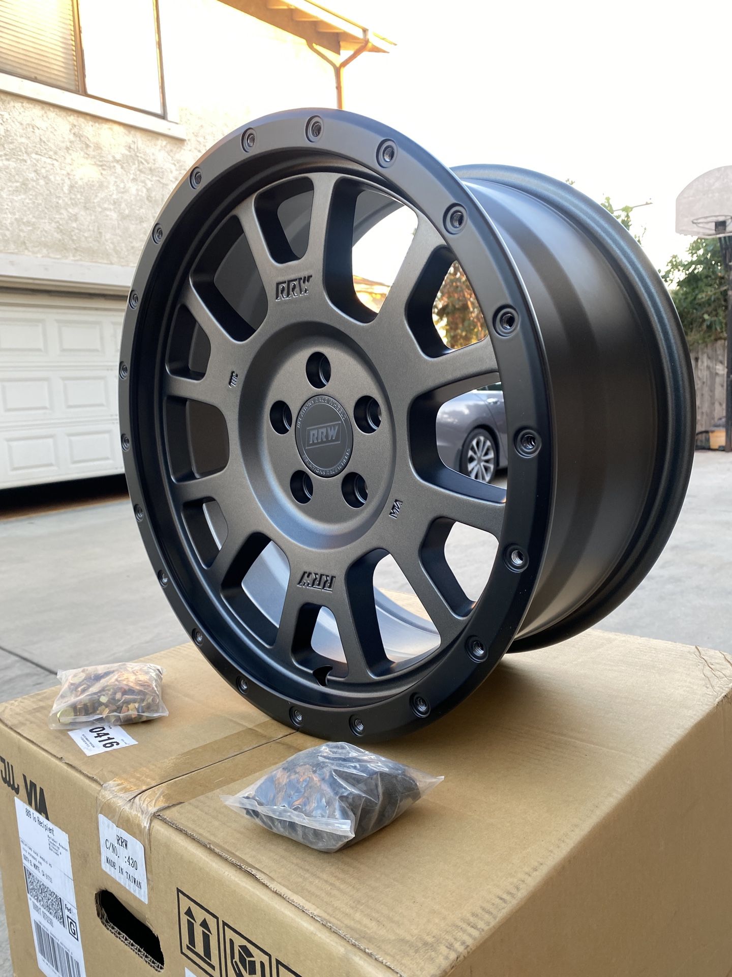 Brand New RRW RR5-V 17x8 +32 | 5x108 | Ford Bronco Sport / Maverick 