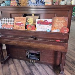 Free  self playing piano