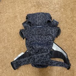 BabyBjörn Carrier Mini