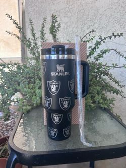 RAIDER 40 oz Tumbler!!!!! NEW