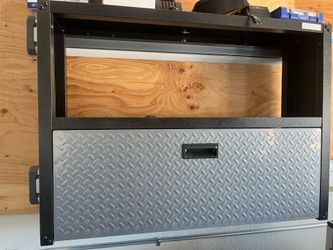 Gladiator storage cabinet