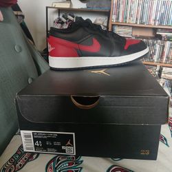 Air Jordan 1 Low (GS) Black And Red Boys Youth Size 4.5