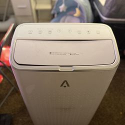 Portable AC 14,000 BTU ( Read Description)