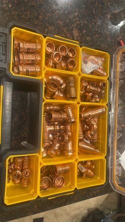 1/2 in and 3/4 press copper fittings $4ea