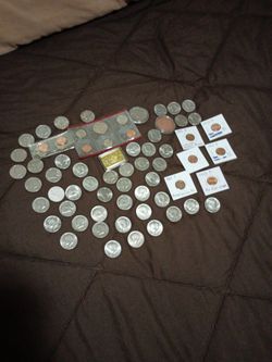 LOT OF COINS KENNEDY HALF / WHEAT PENNIES/ MINT SET / 1OZ .999 GOLD PLATED BAR.