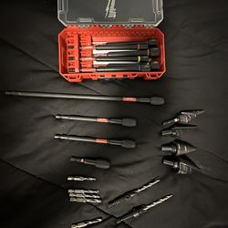 Milwaukee Driver / Extensions / Bits 