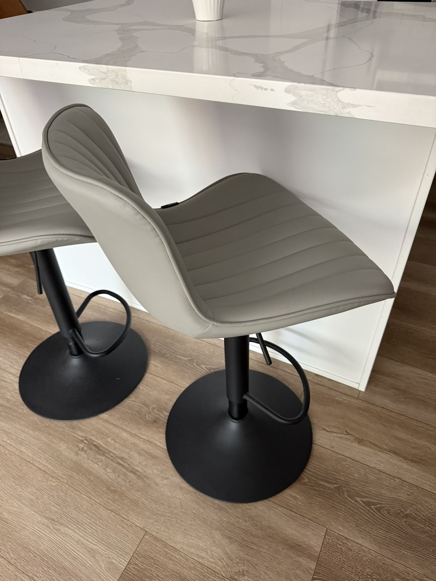 Kitchen Island Stool (2)